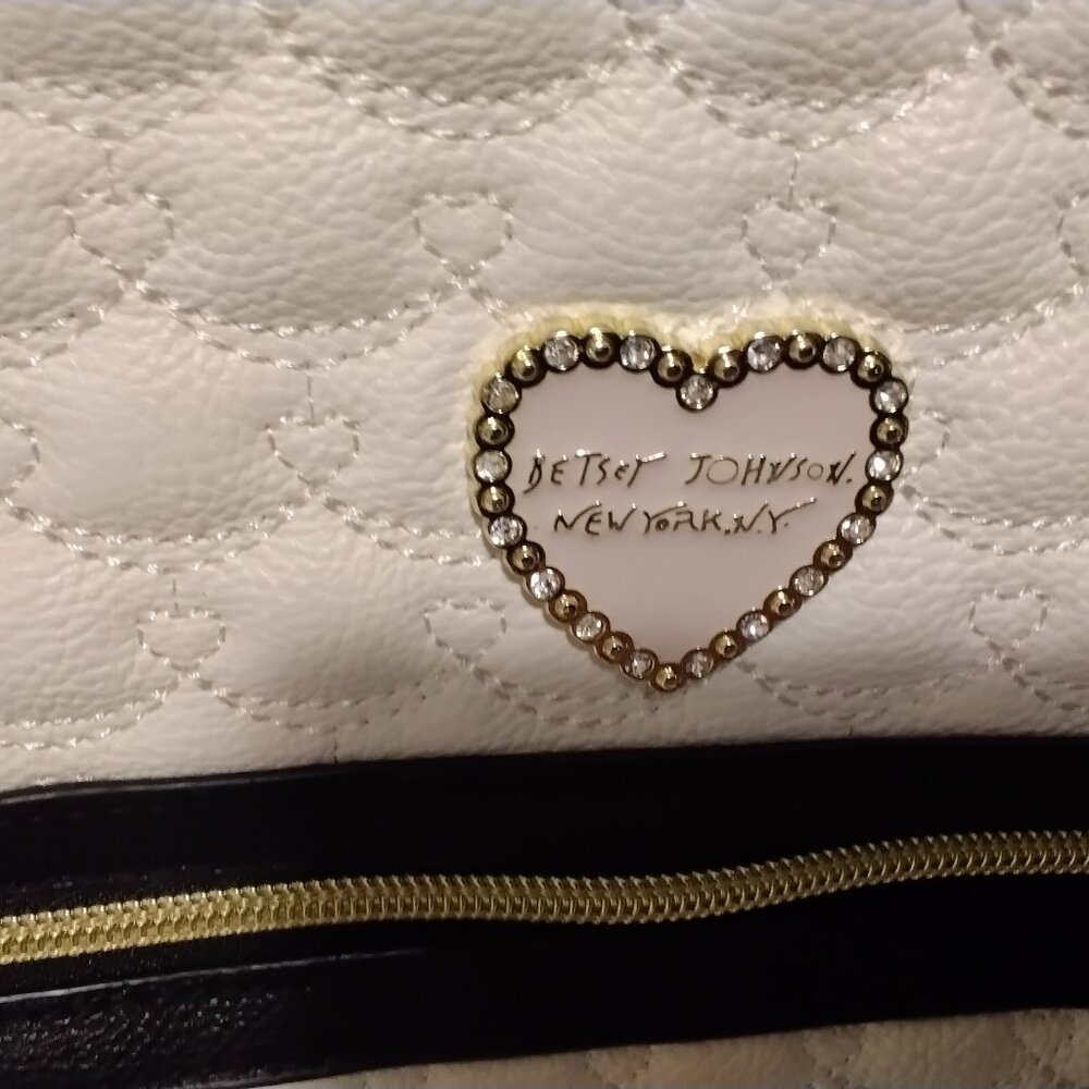 Designer bag new not use very beautiful